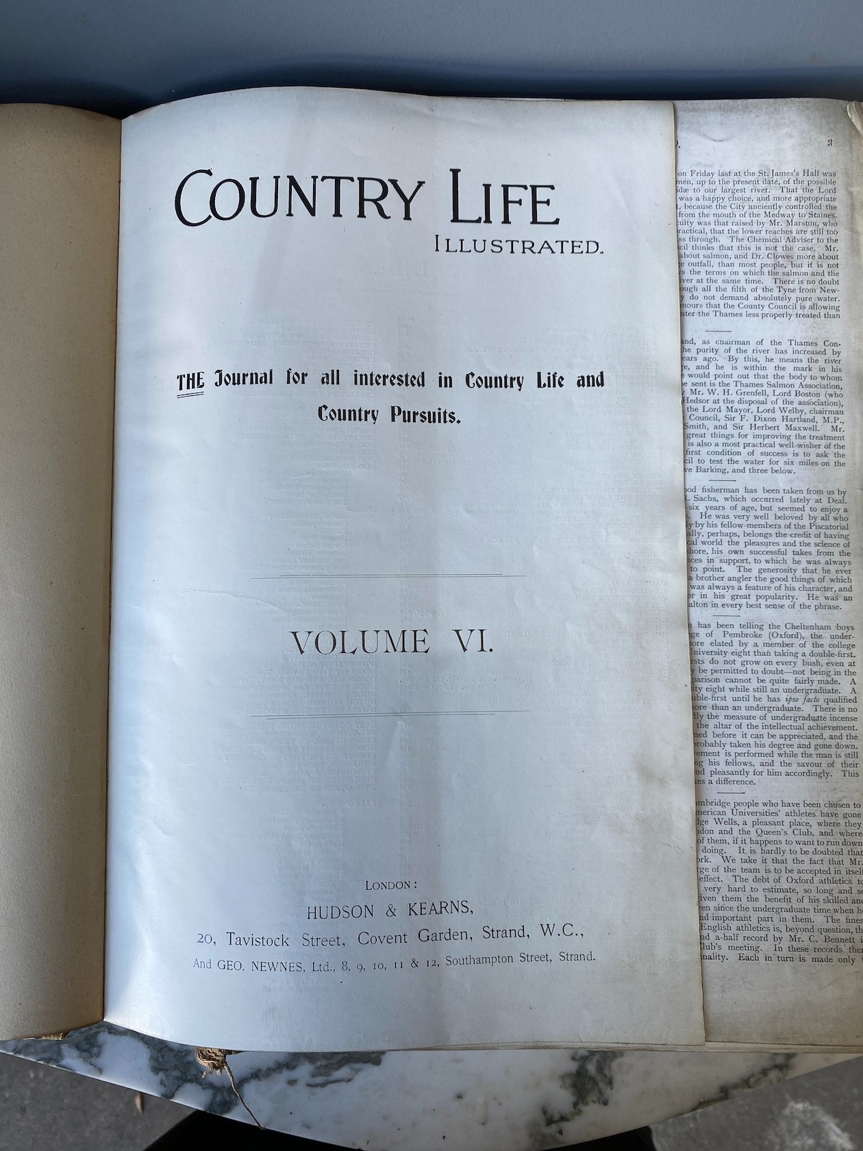 ° ° Country Life, vol.1-166 but lacking vol.34, 1897-1979 and various other later issues. - Image 5 of 8