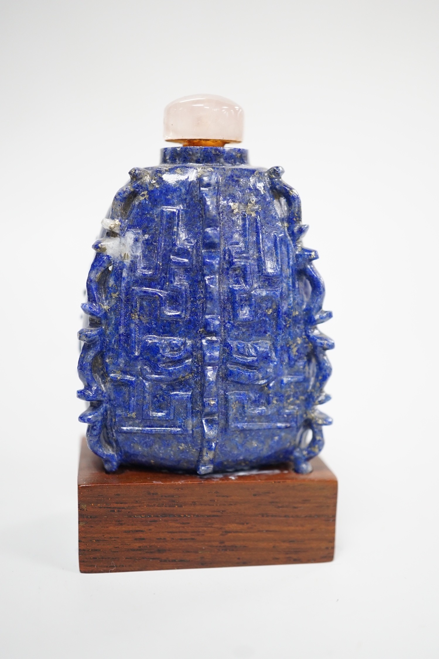 A Chinese archaistic lapis lazuli snuff bottle, 20th century, 5.2cm Provenance - the former owner - Image 3 of 4