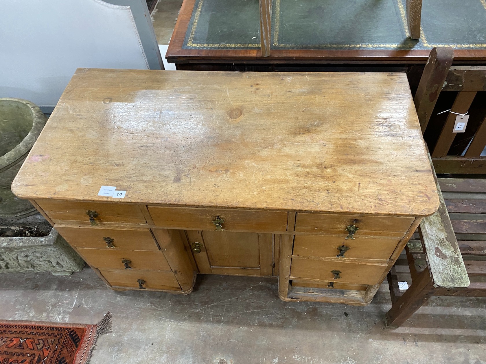 A Victorian pine kneehole dressing table, width 112cm, depth 55c, height 74cm - Image 2 of 2