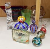 Mixed Murano and other art glass: including a Murano glass “aquarium” paperweight, label to base,