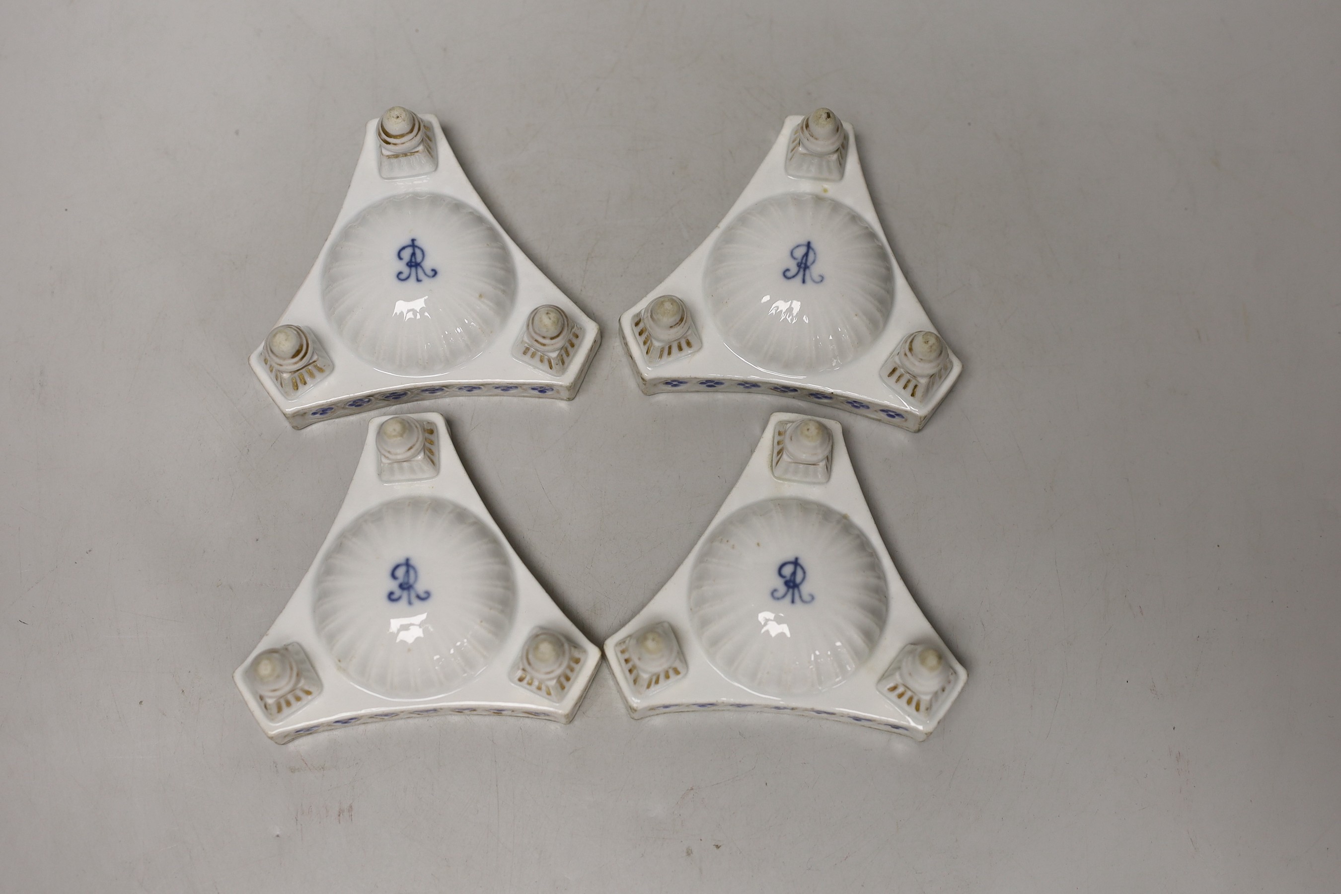 A set of four Dresden triangular cherub salts, Helena Wolfsohn atelier, 8cms wide - Image 3 of 3