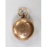 An Edwardian 9ct gold sovereign case, Birmingham, 1906, 30mm, with engraved monogram, gross weight