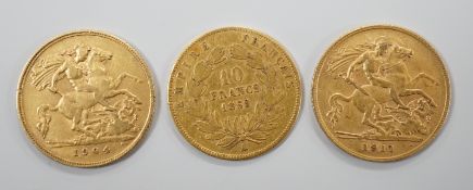 Two gold half sovereigns, 1904 & 1911 and a French gold 1859 10 franc coin.