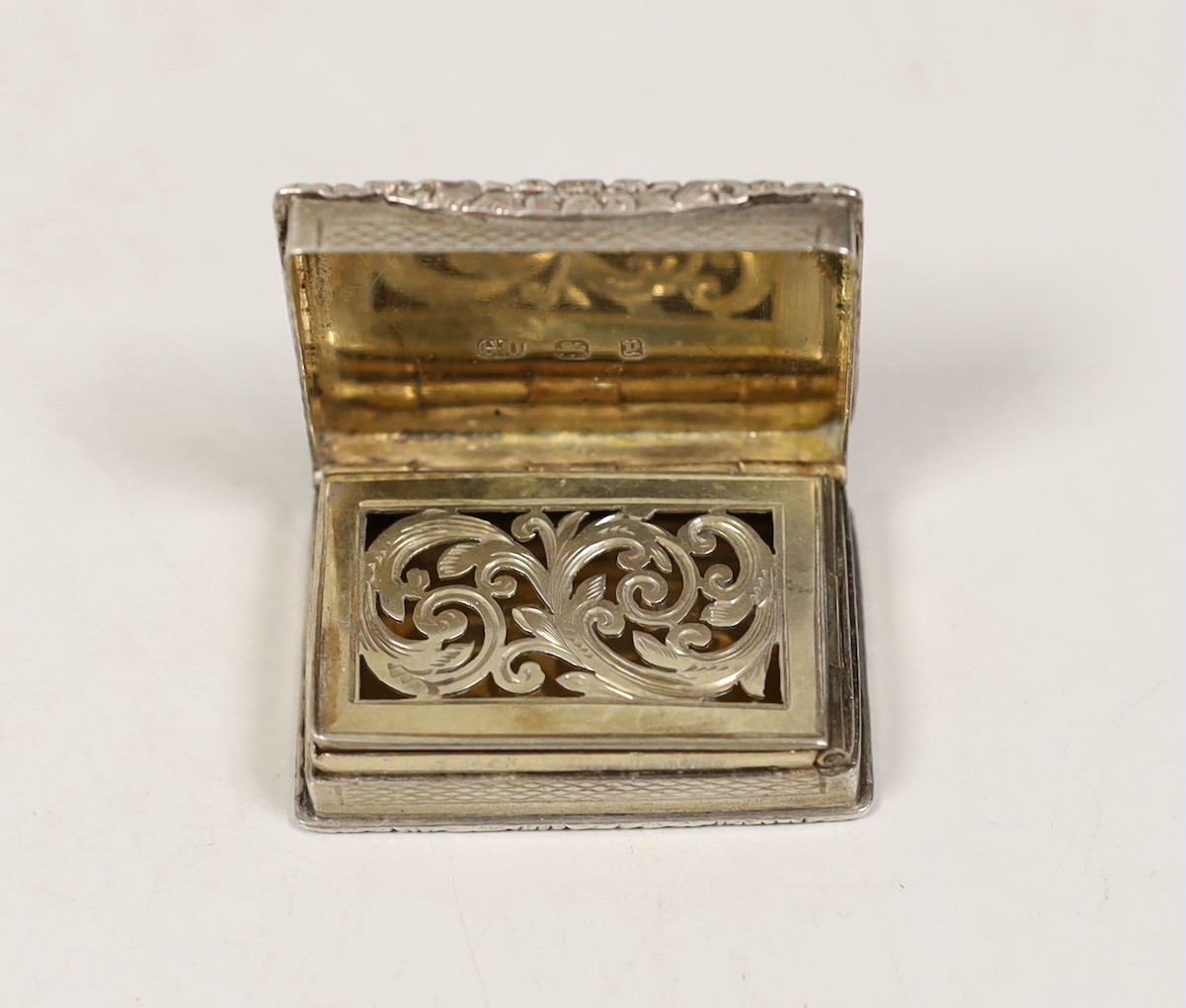 A late Victorian engine turned silver rectangular vinaigrette, George Unite, Birmingham, 1898, - Image 3 of 3