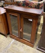 A Victorian glazed mahogany bookcase, width 82cm, depth 30cm, height 94cm