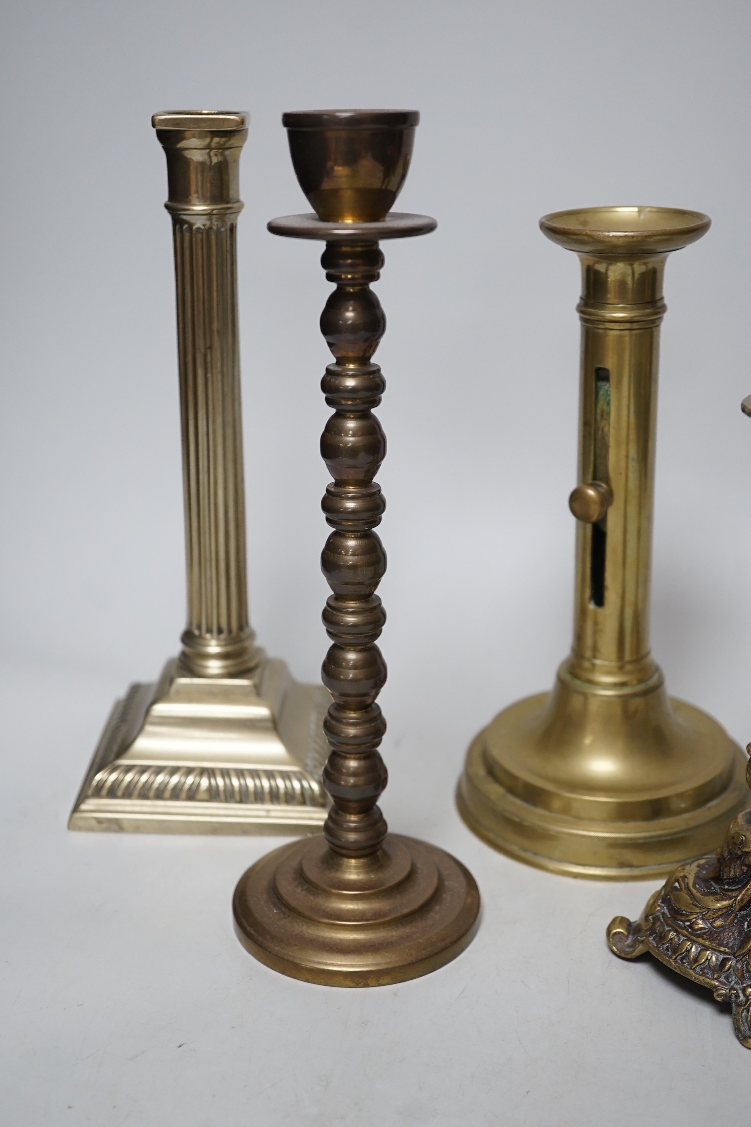 Five various brass candlesticks, tallest 26cms high - Image 5 of 6