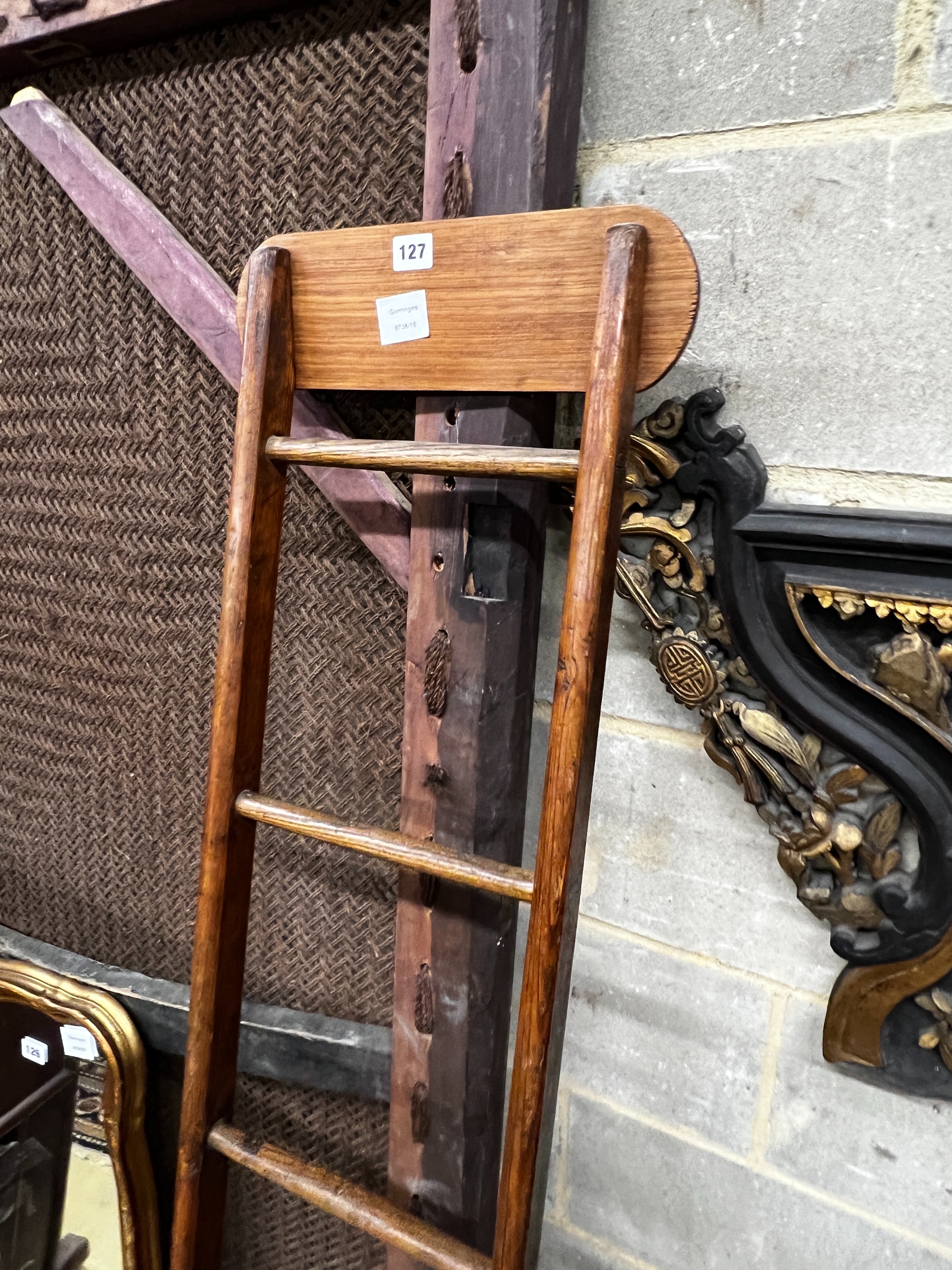 A 19th century provincial pine library ladder, height 184cm - Image 2 of 4