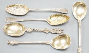 Two George III silver 'berry spoons', a pair of Victorian silver apostle serving spoons, Josiah