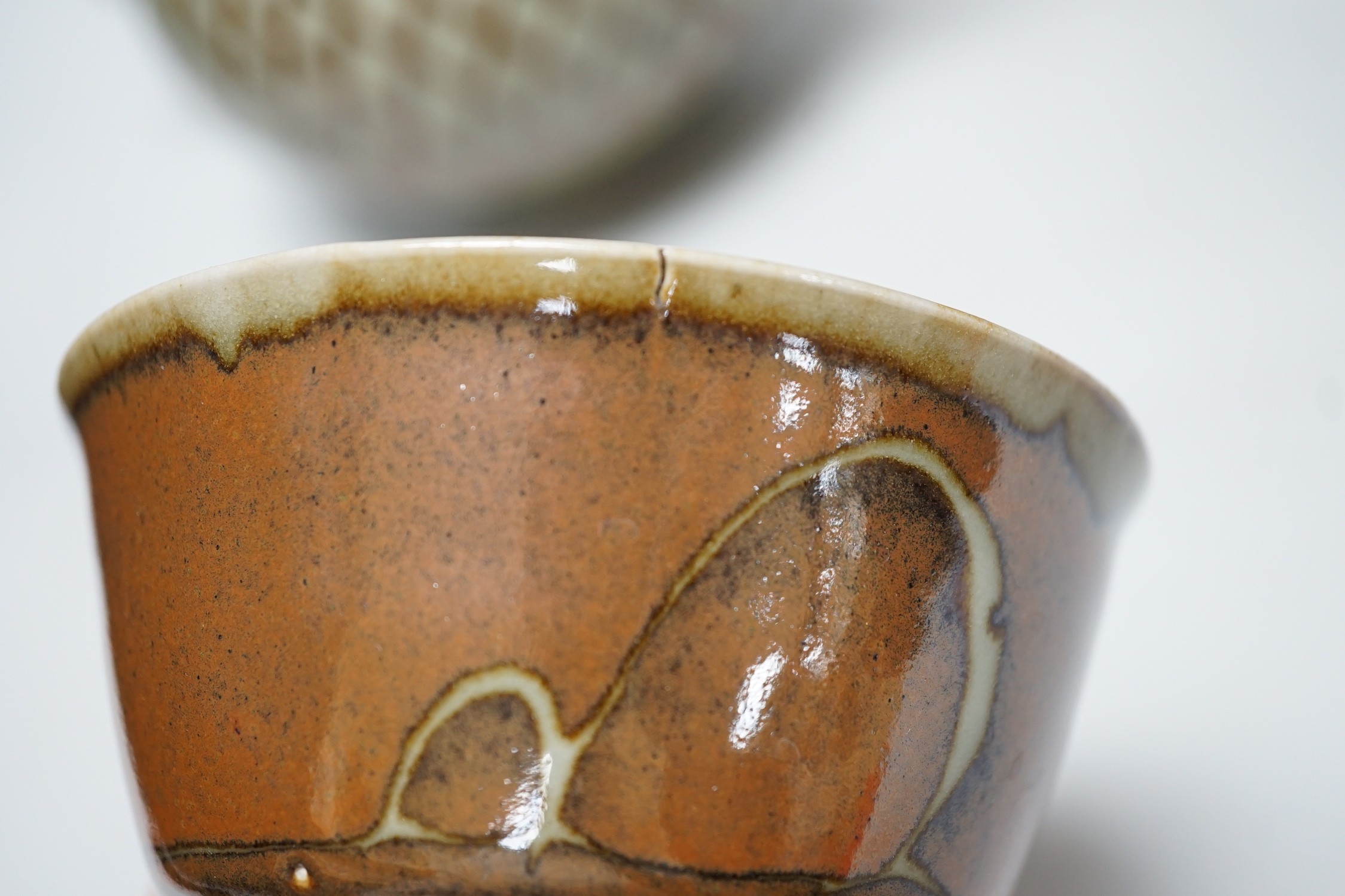 David Frith Brookhouse studio pottery: two teapots and a sugar bowl - Image 4 of 6