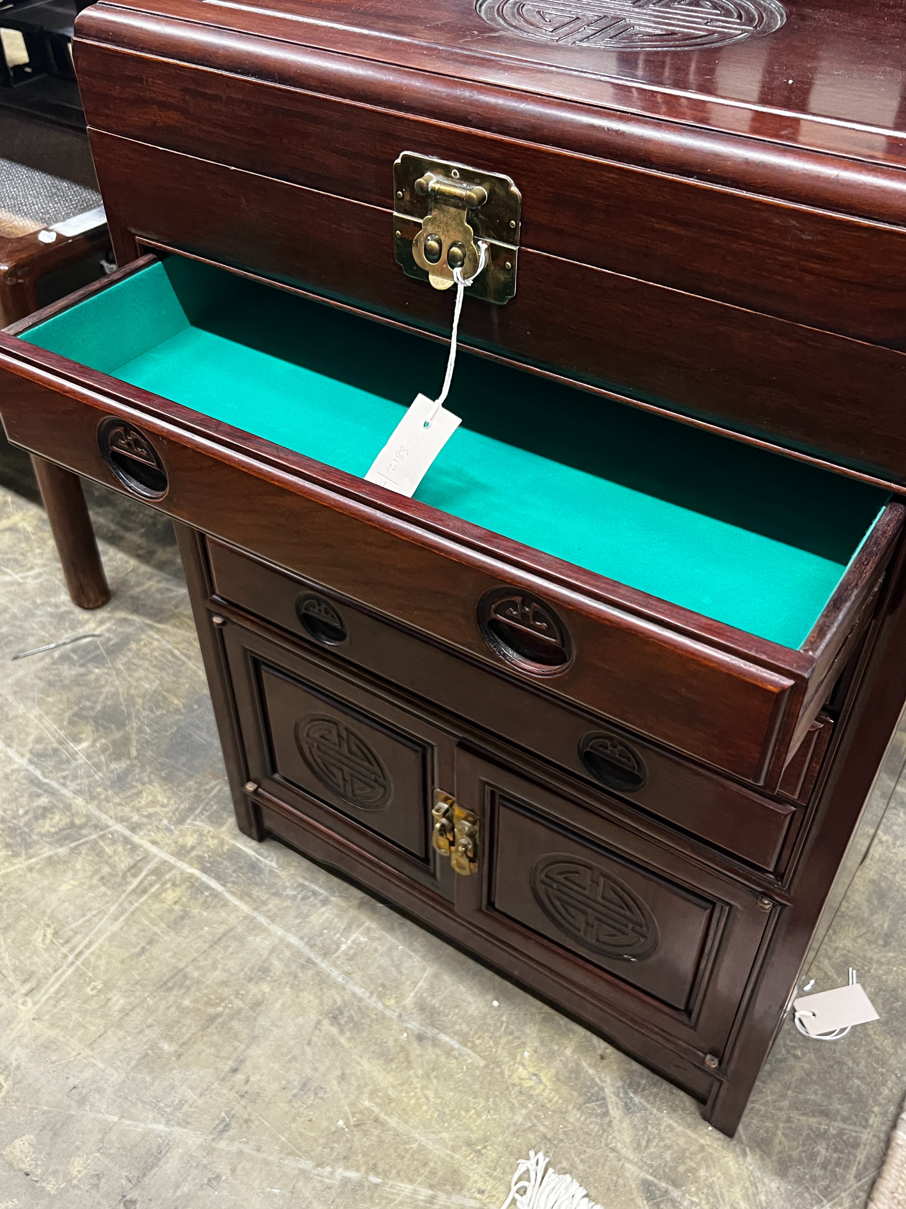 A Chinese carved hardwood canteen cabinet, width 56cm, depth 35cm, height 49cm - Image 4 of 4