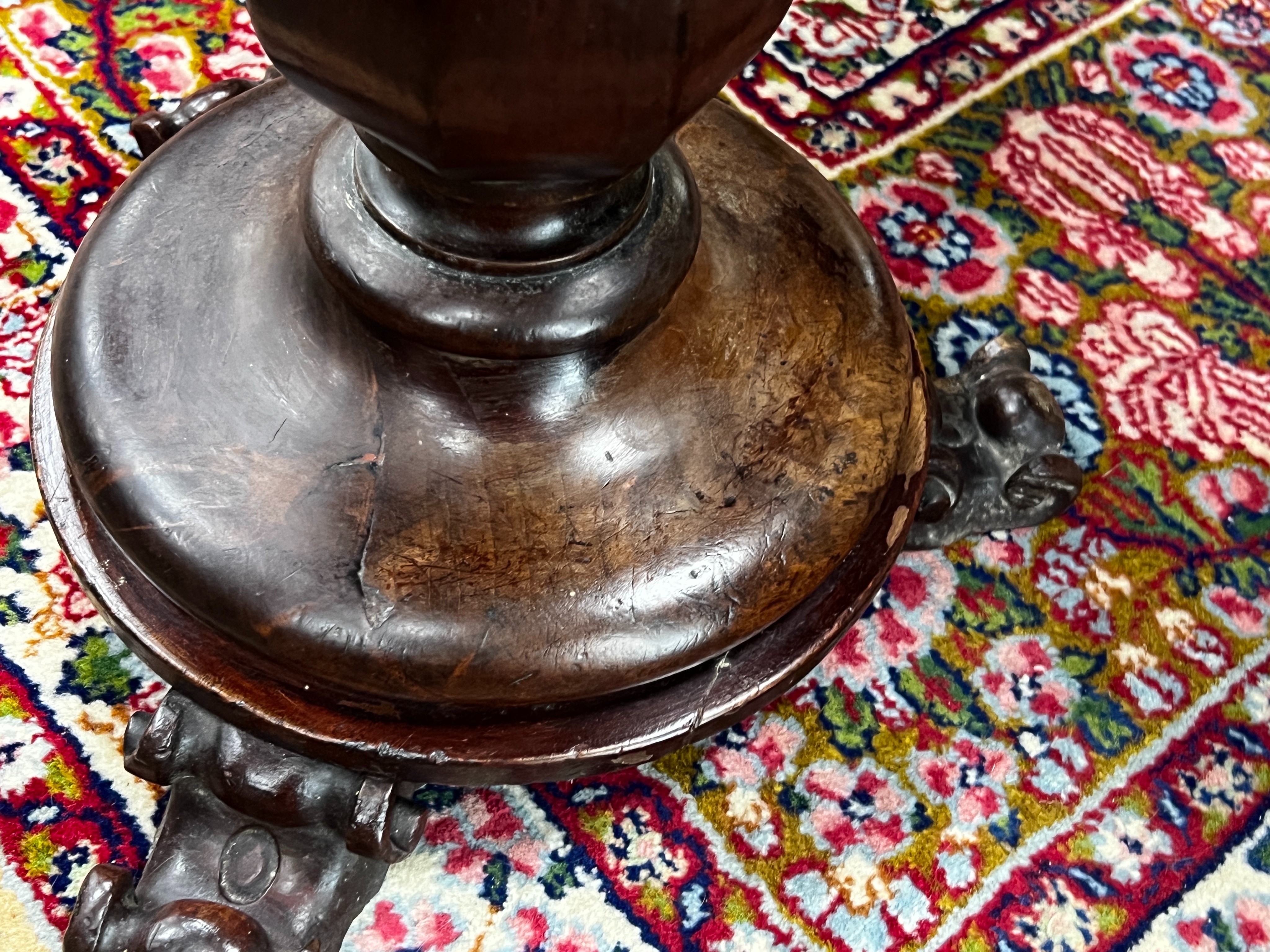 An early Victorian mahogany revolving piano stool - Image 3 of 4