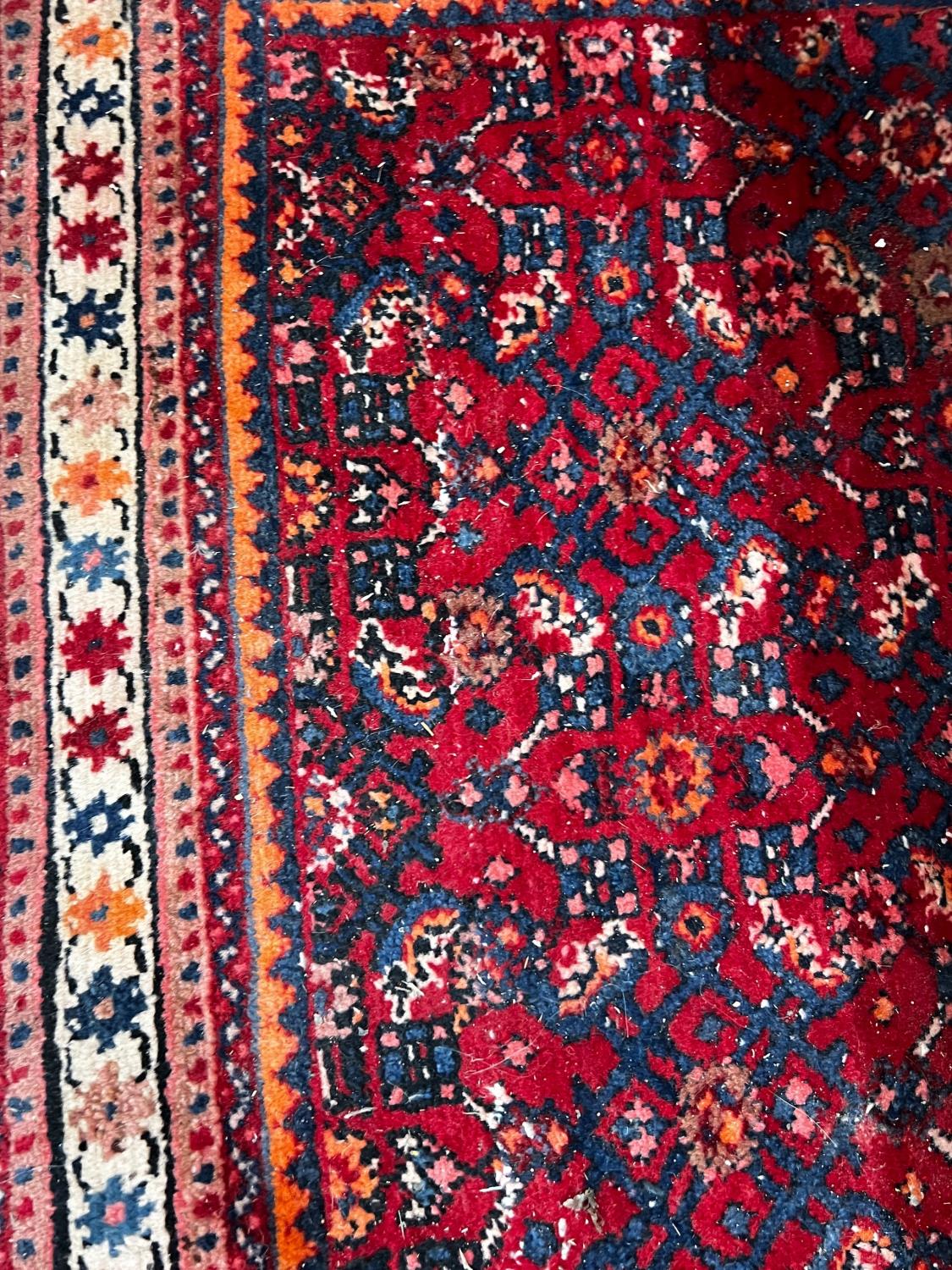 A North West Persian red ground rug, 164 x 105cm - Image 2 of 2