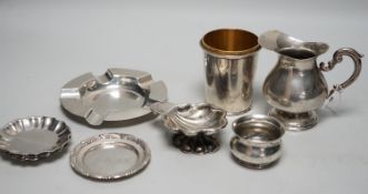 Sundry small silver, including a set of four 800 standard white metal small dishes, a similar