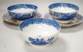 Three English pearlware blue and white bowls and two Samson plates