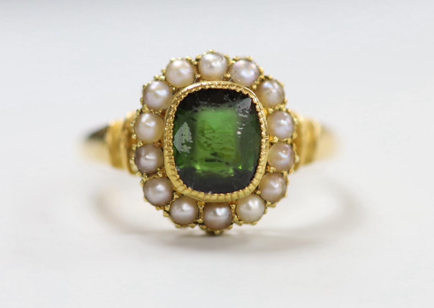 An Edwardian 18ct gold, green tourmaline and split pearl set oval cluster ring, size S, gross weight - Image 2 of 4