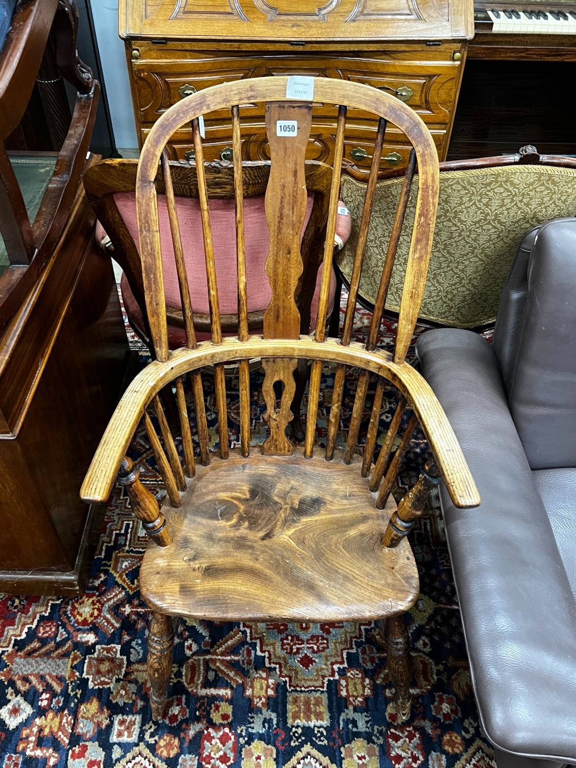 A Victorian ash, elm and beech Windsor armchair, width 57cm, depth 38cm, height 110cm - Image 2 of 3