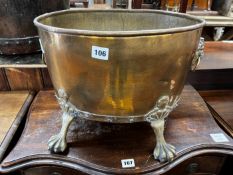 An oval brass Dutch style coal bin, width 41cm, depth 36cm, height 31cm