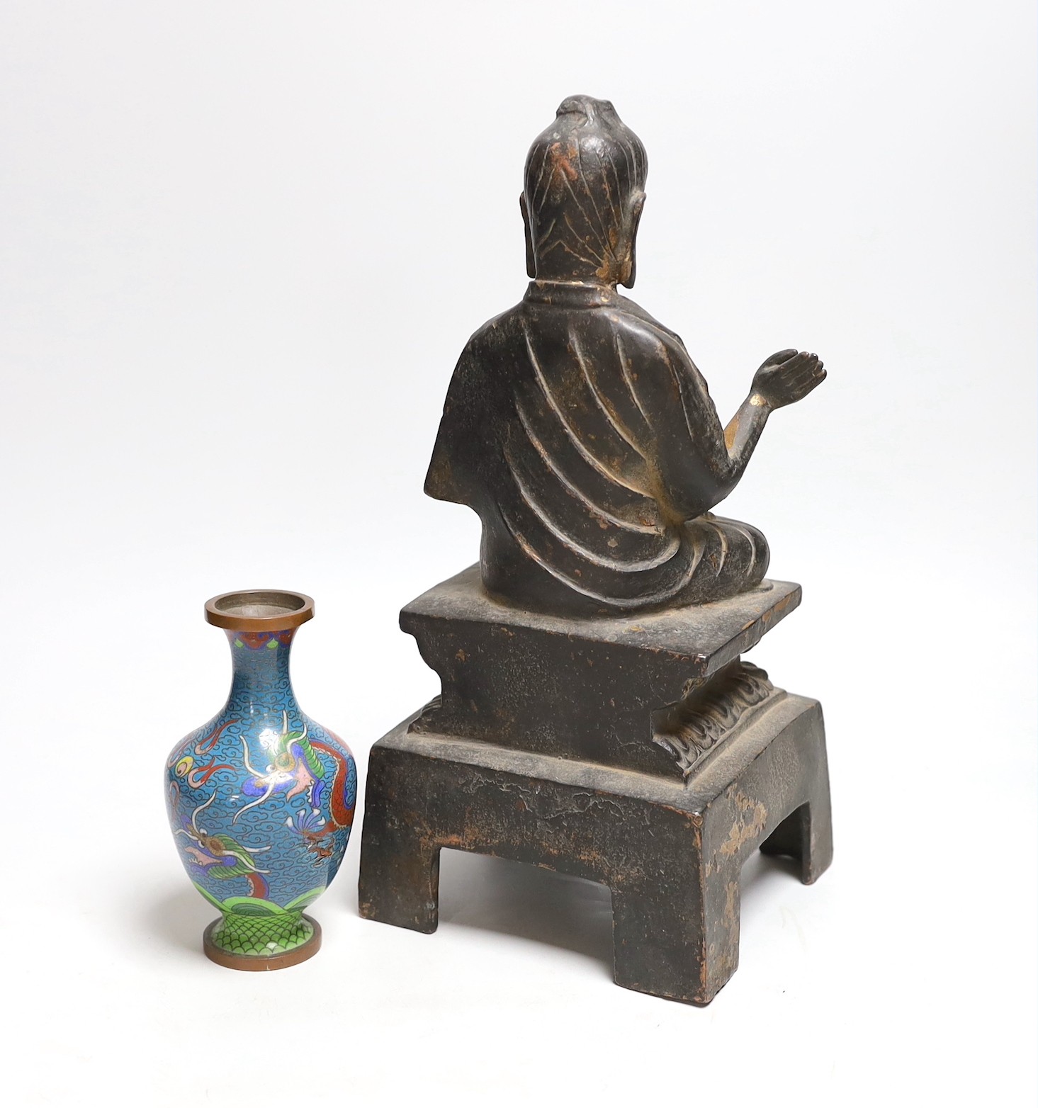 A Chinese or Japanese cast iron seated figure of Buddha and a cloisonne enamel ‘dragon’ vase, - Image 2 of 3