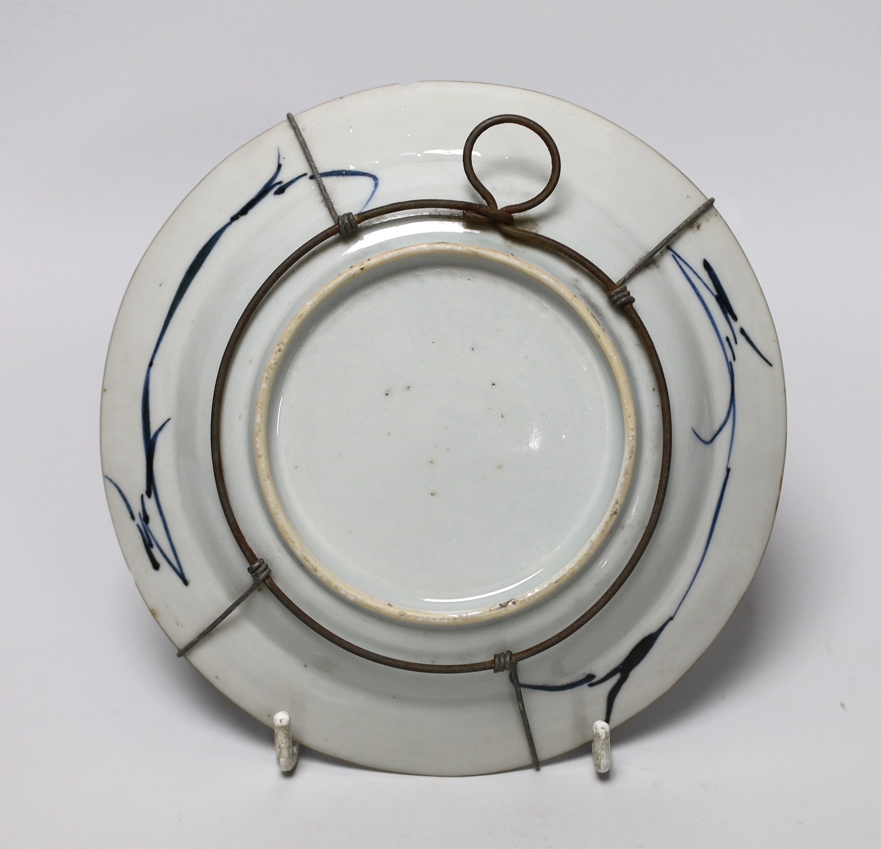 A Chinese blue and white Kraak dish, 16cm - Image 3 of 3