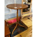 An Edwardian circular mahogany tripod wine table, diameter 44cm, height 70cm