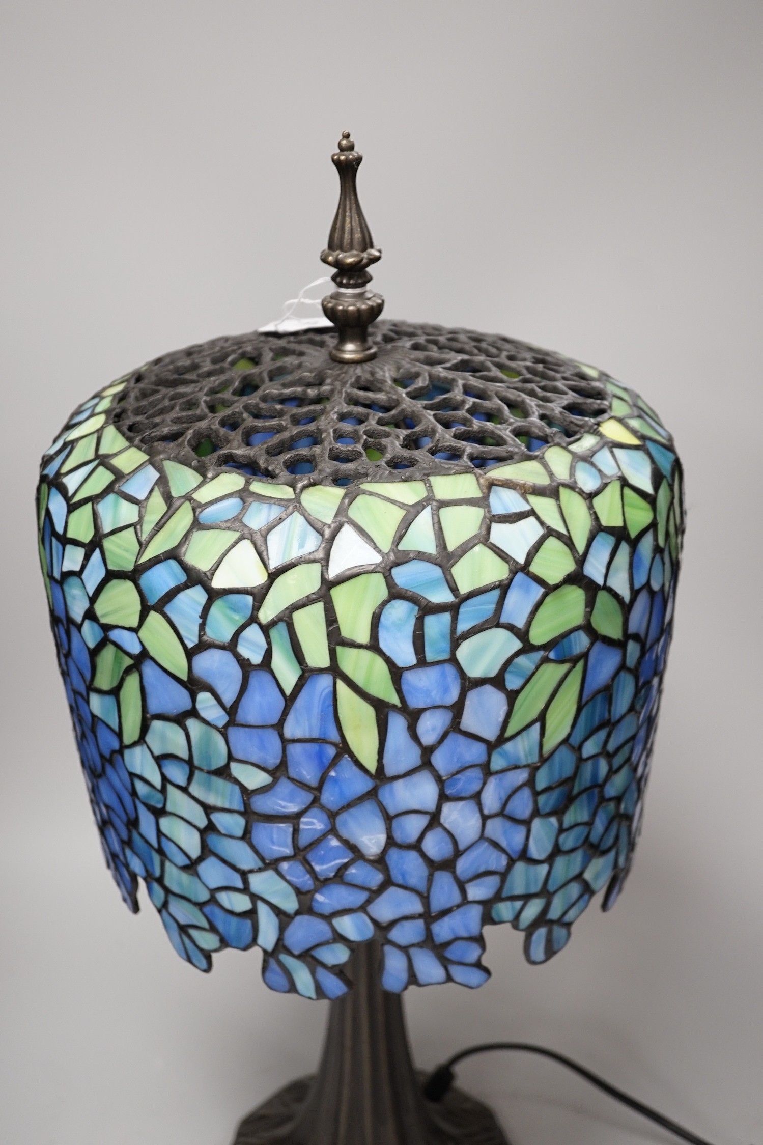 A Tiffany style stained glass lamp. 54cm tall - Image 2 of 4