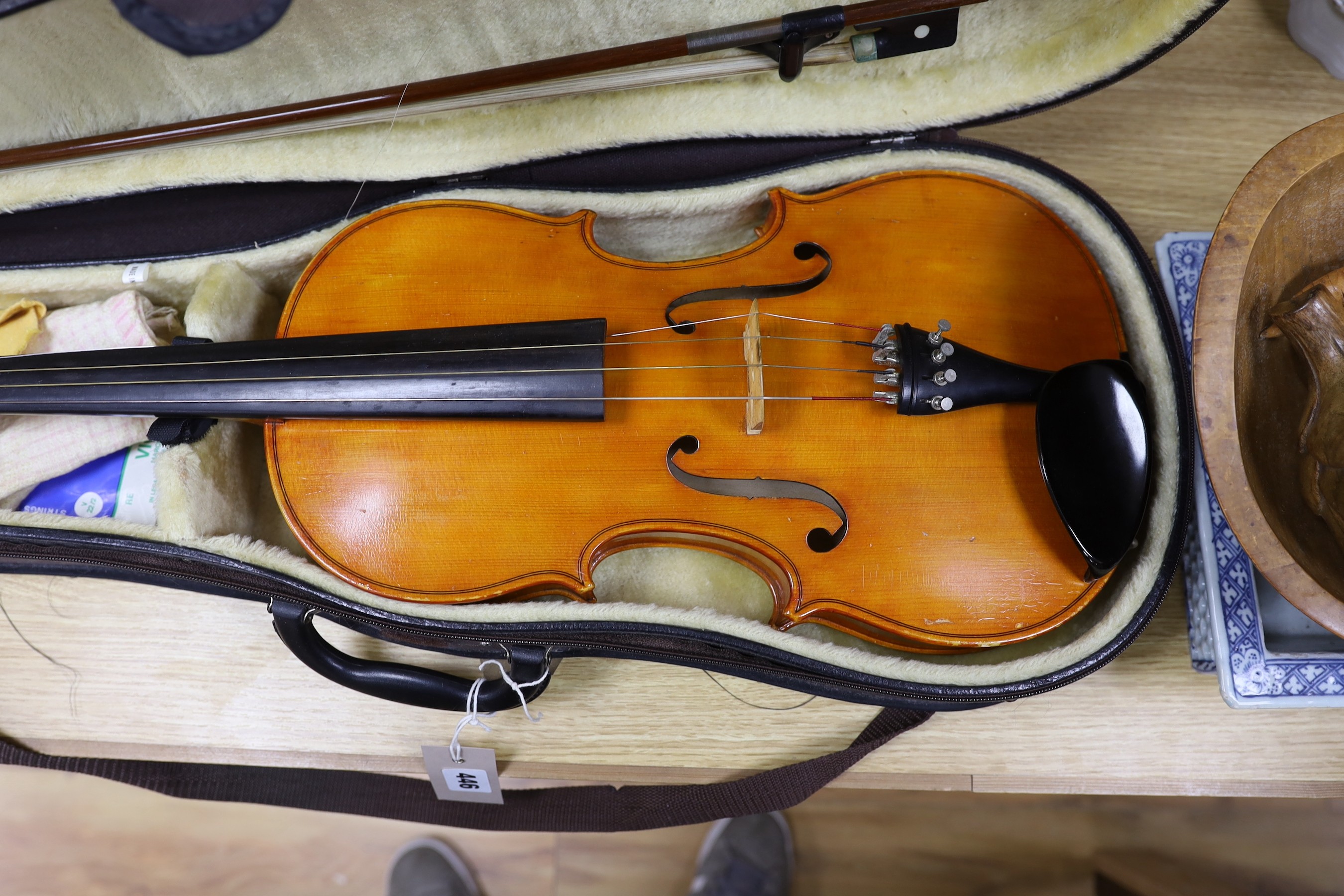 A cased viola crackled glaze, with bow - Image 2 of 5