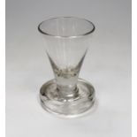 A George III firing toast masters glass, 9cm