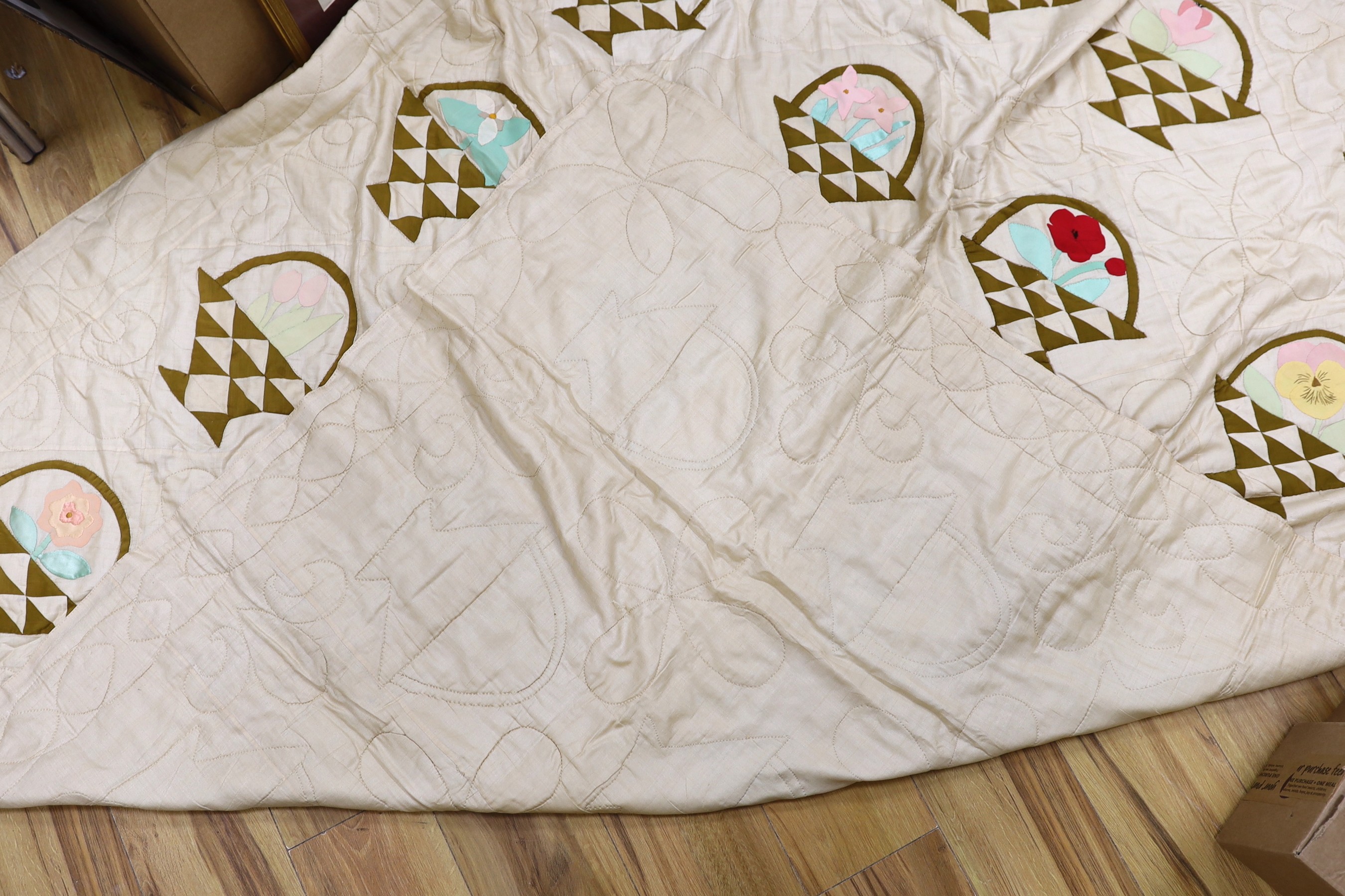 A North American embroidered silk quilt - Image 6 of 6