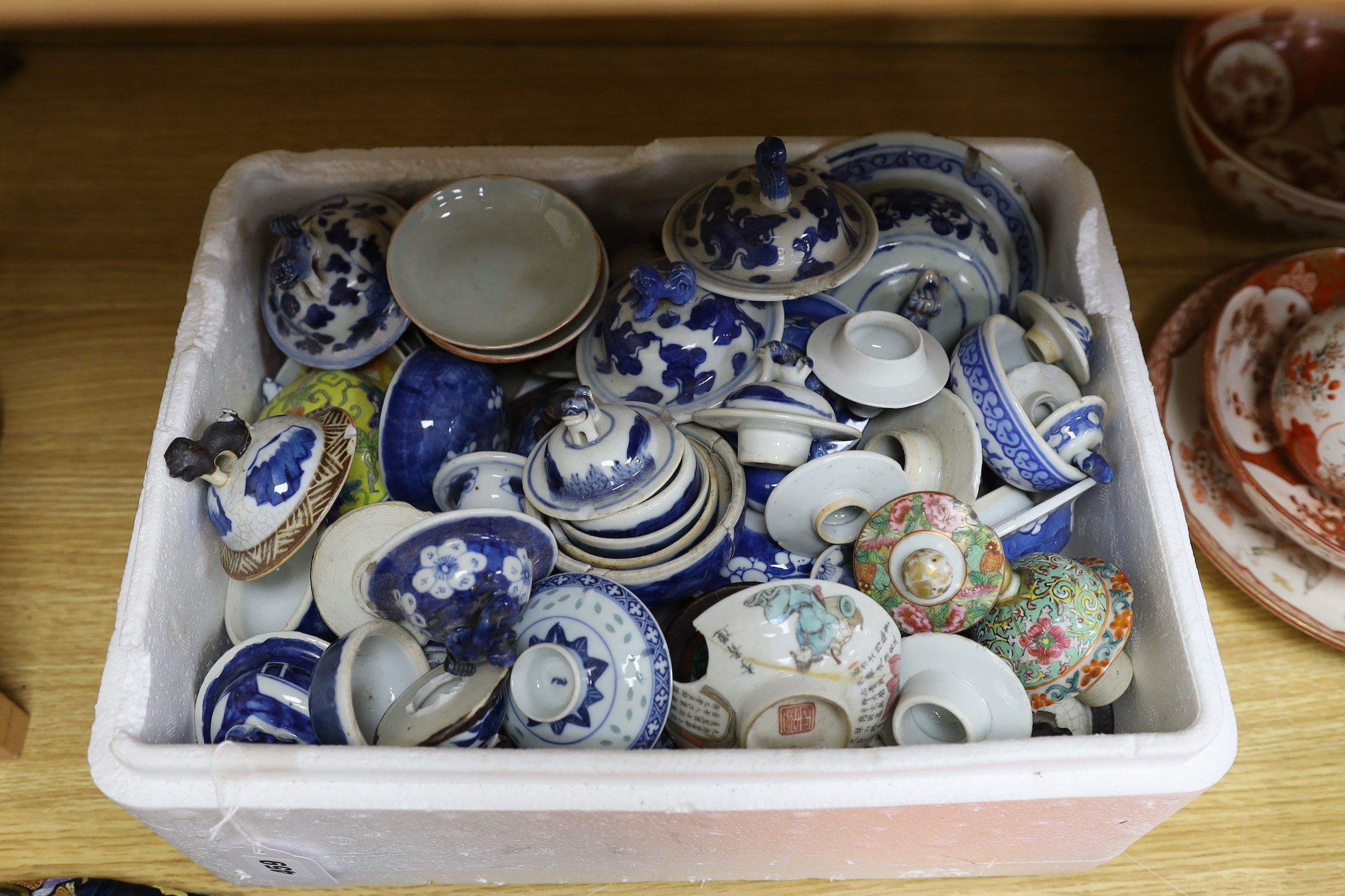 A large collection of Chinese porcelain covers, Qing dynasty and later - Image 2 of 2