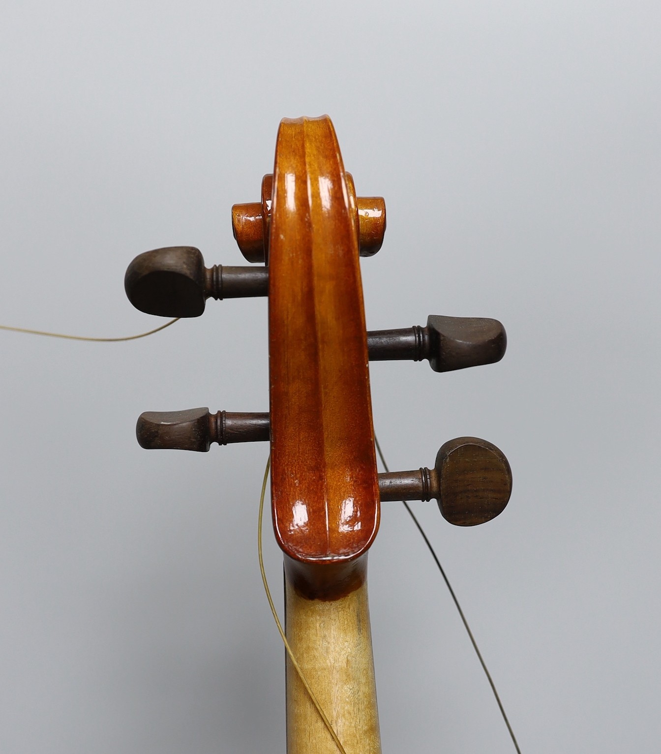 A cased viola and bow, viola back measures, 40.5cm - Image 7 of 15