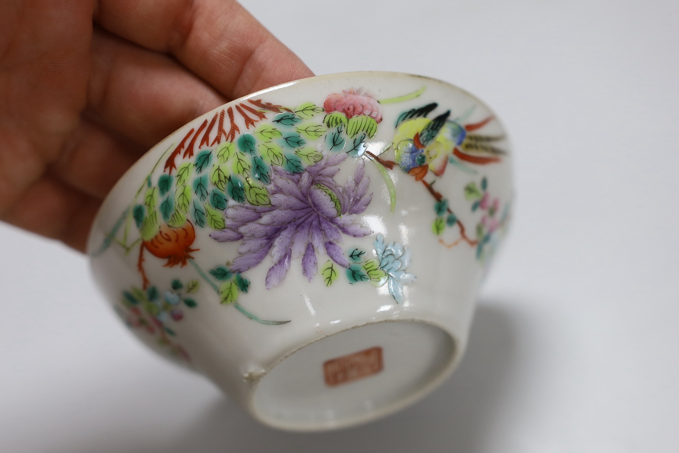 A Chinese blue and white saucer, together with a ‘dragon and phoenix’ saucer and a famille rose - Image 3 of 6
