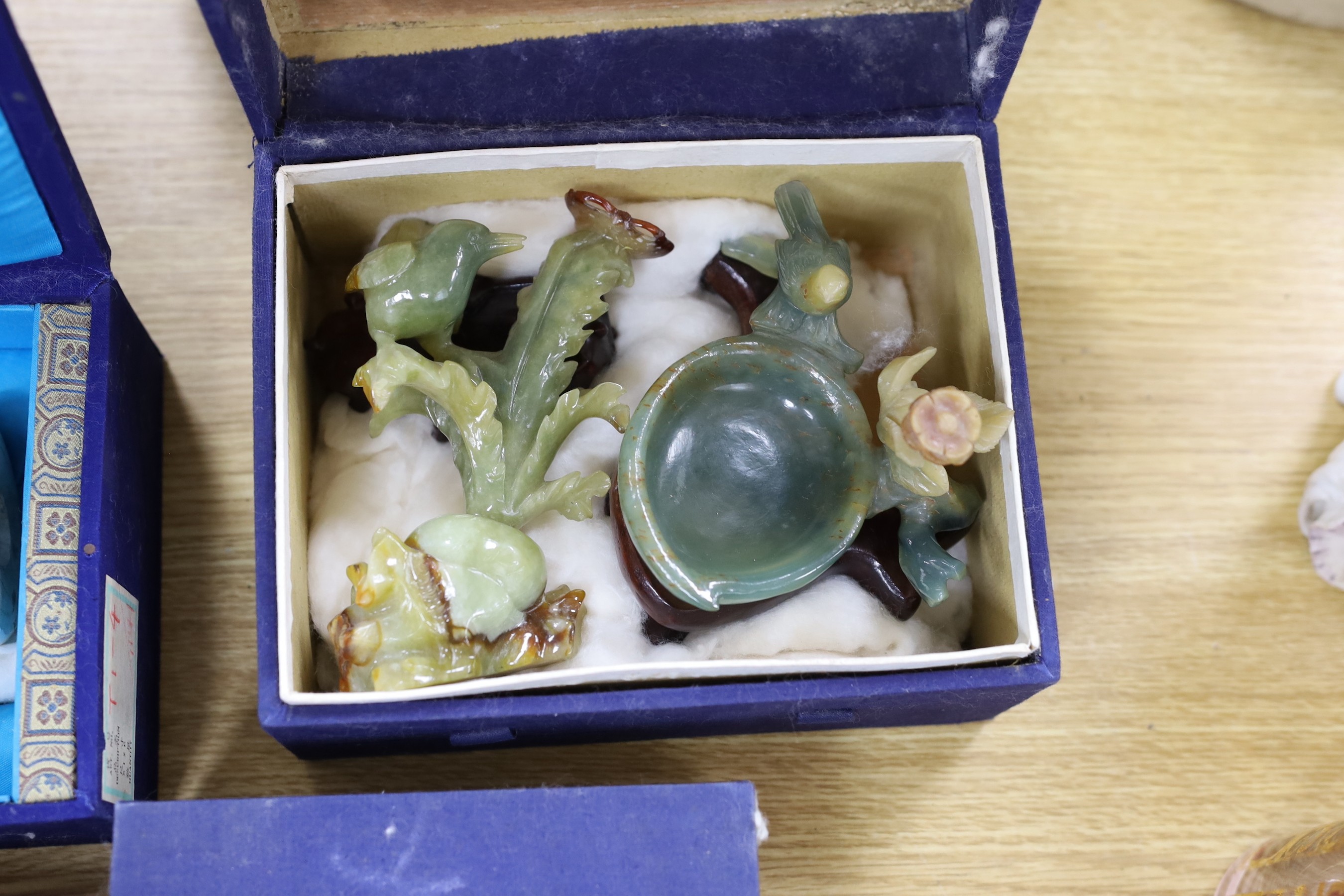 Four assorted boxed of jades and bowenite jades and a blanc de chine figure, 26.5cms high - Image 6 of 6