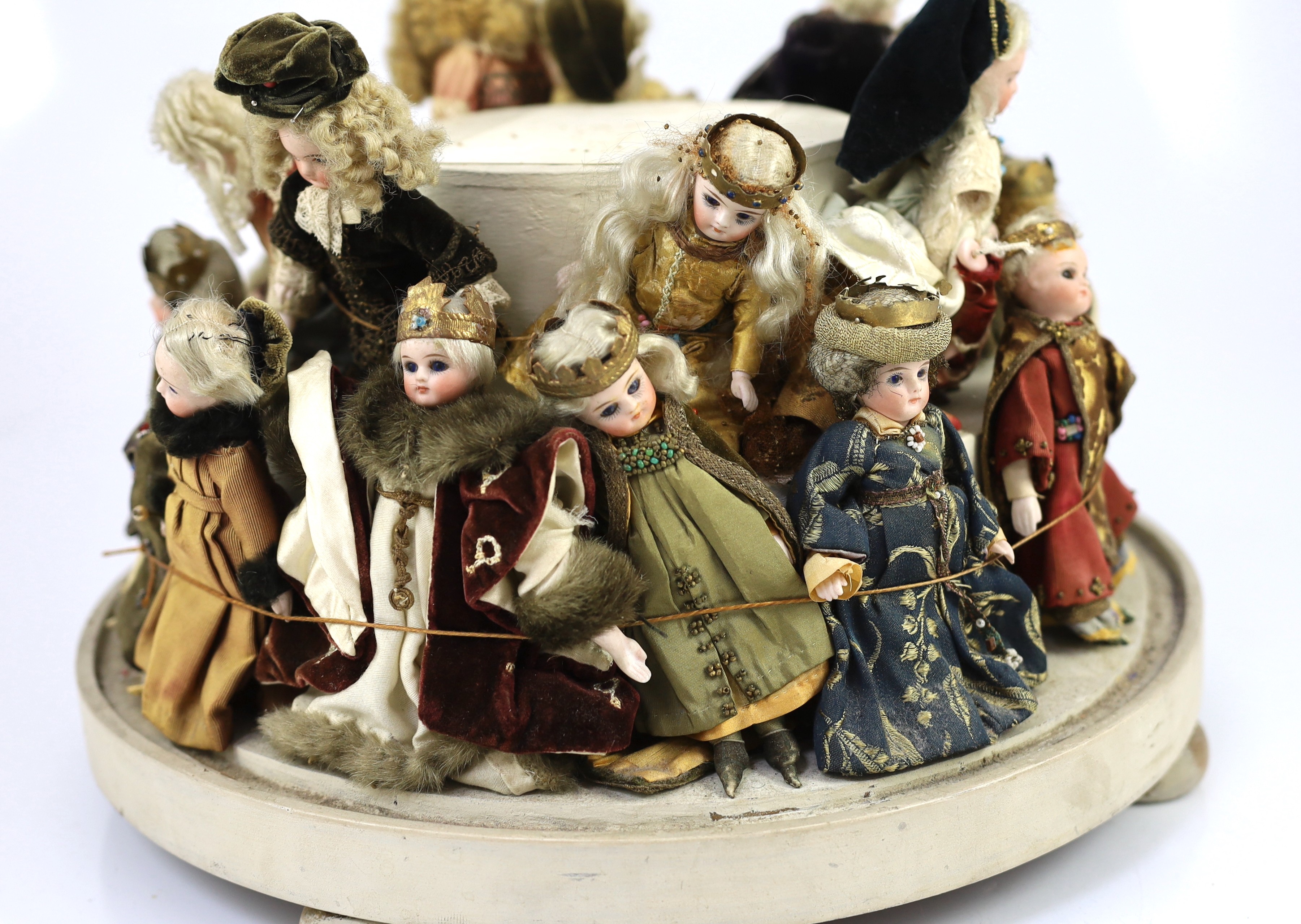 A rare collection of twenty-three German all-bisque dolls, circa 1910, jointed at the shoulders - Image 12 of 12