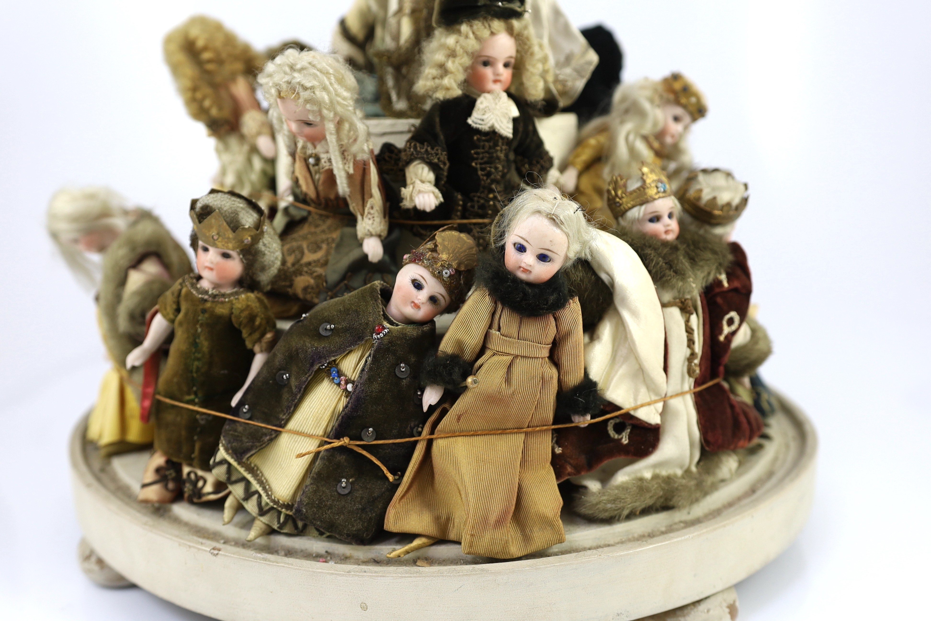 A rare collection of twenty-three German all-bisque dolls, circa 1910, jointed at the shoulders - Image 10 of 12