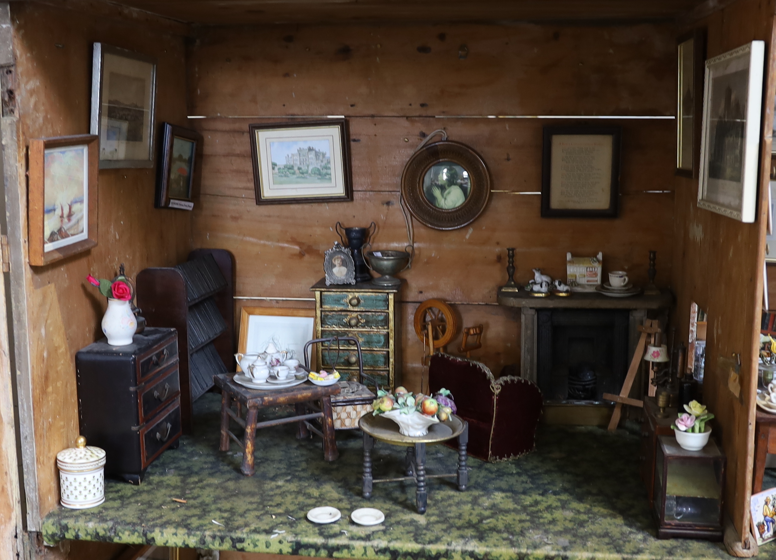 A very large English dolls’ house, circa 1840-1850, with a central panelled door and large windows - Image 7 of 10