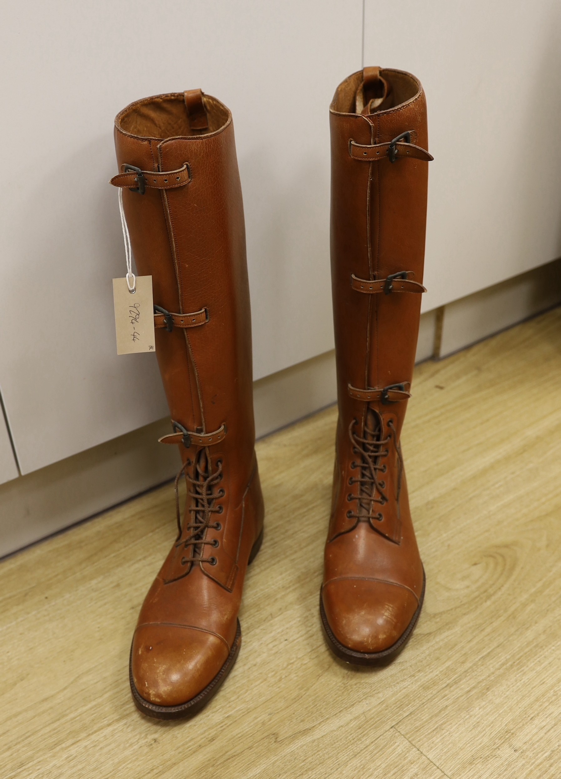 A pair of Gentleman’s brown leather riding boots, size approx. 10, from heel 51cms high - Image 2 of 2