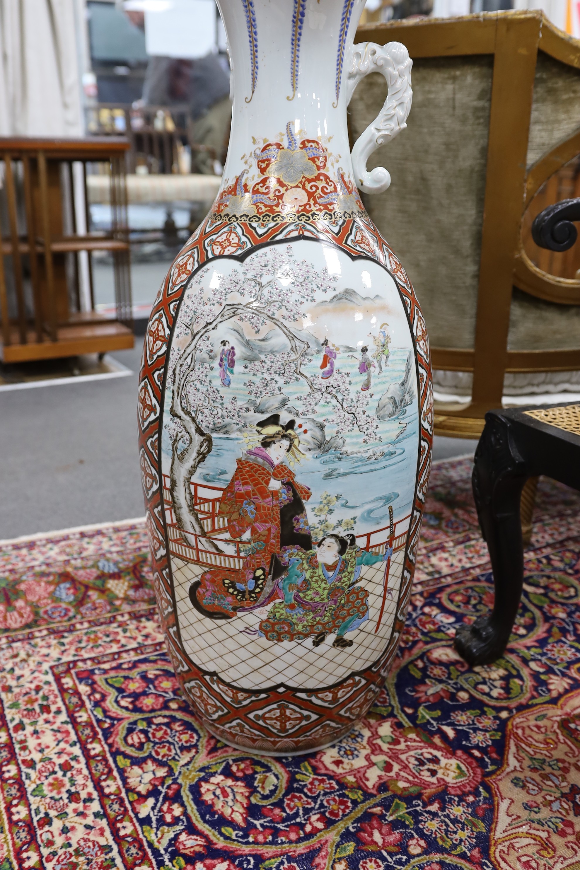 A large Japanese porcelain floor vase, 106cm - Image 6 of 7