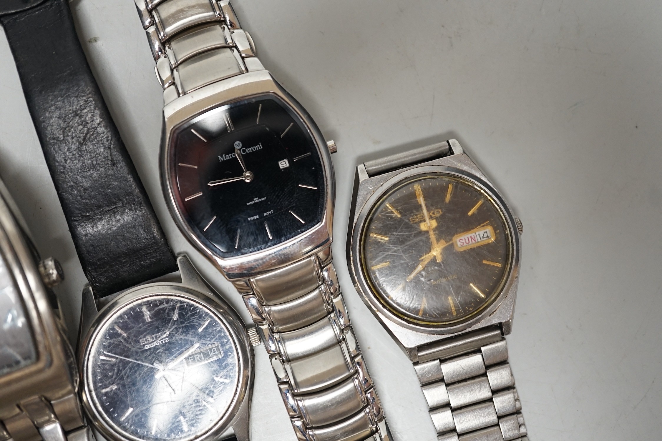 Five assorted modern gentleman's steel wrist watches, including Seiko, Sekonda and Limit. - Image 4 of 4