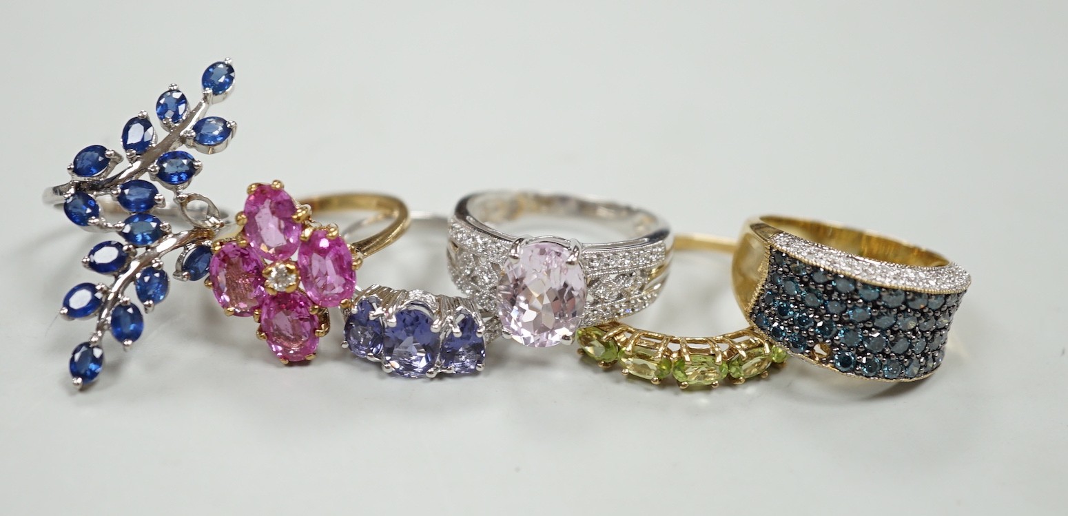Six assorted modern 9ct gold and gem set dress rings, including three white gold, gross weight 20