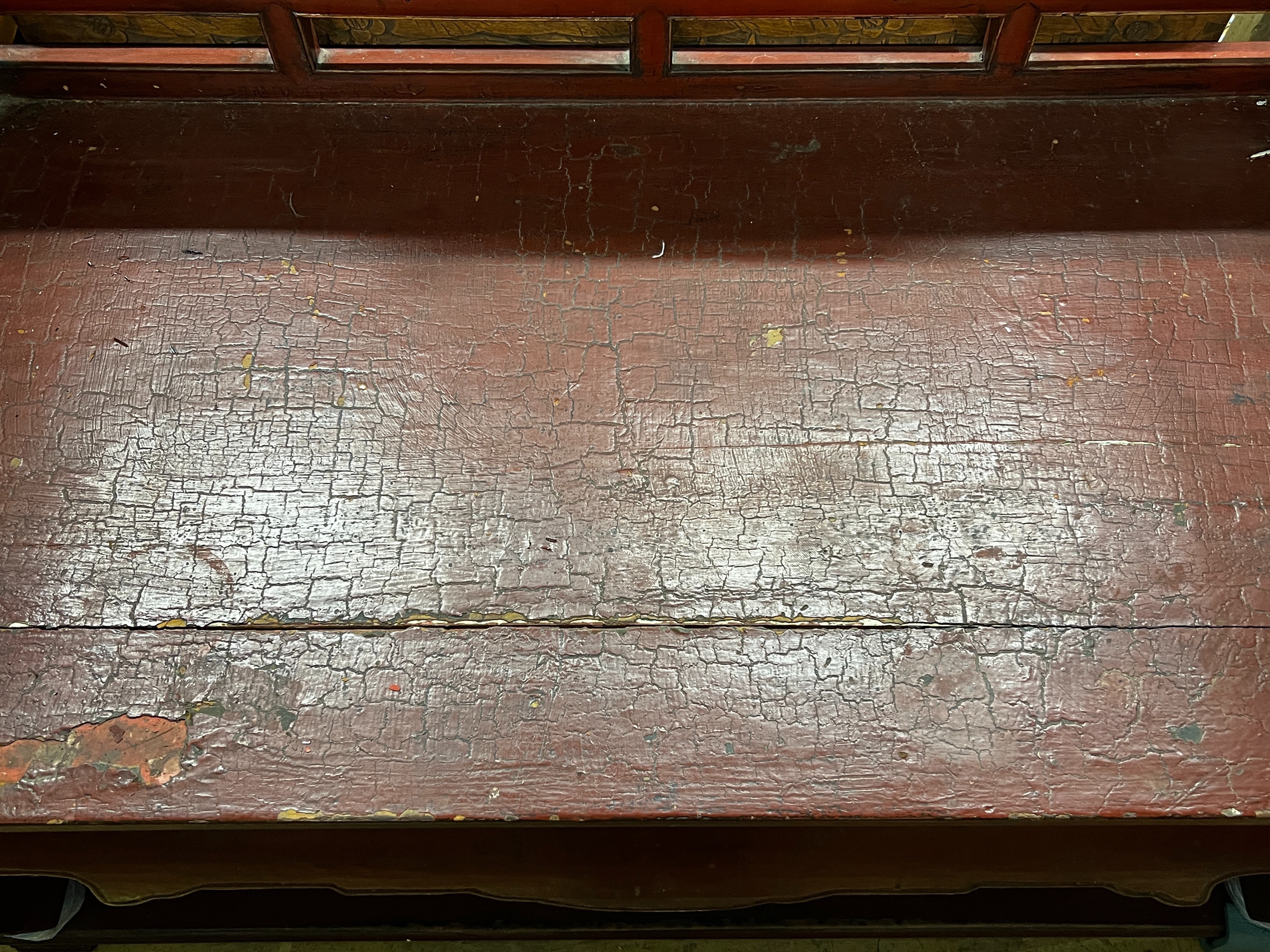 A Chinese scarlet lacquer parcel gilt bench, length 125cm, depth 70cm, height 97cm - Image 3 of 8