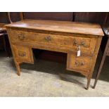 An 18th century Italian walnut kneehole dressing table, width 118cm, depth 49cm, height 85cm