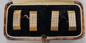 A pair of 9ct gold shaped rectangular cuff links, 19mm, 18.9 grams.