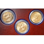 QE II coins, a triple gold sovereign set; 1959, 1974 & 2009.