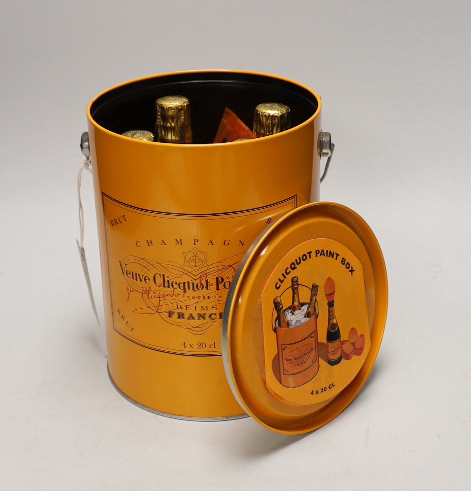 Veuve Clicquot Ponjardin champagne 4 x 20cl in ‘paint box’ - Image 2 of 3