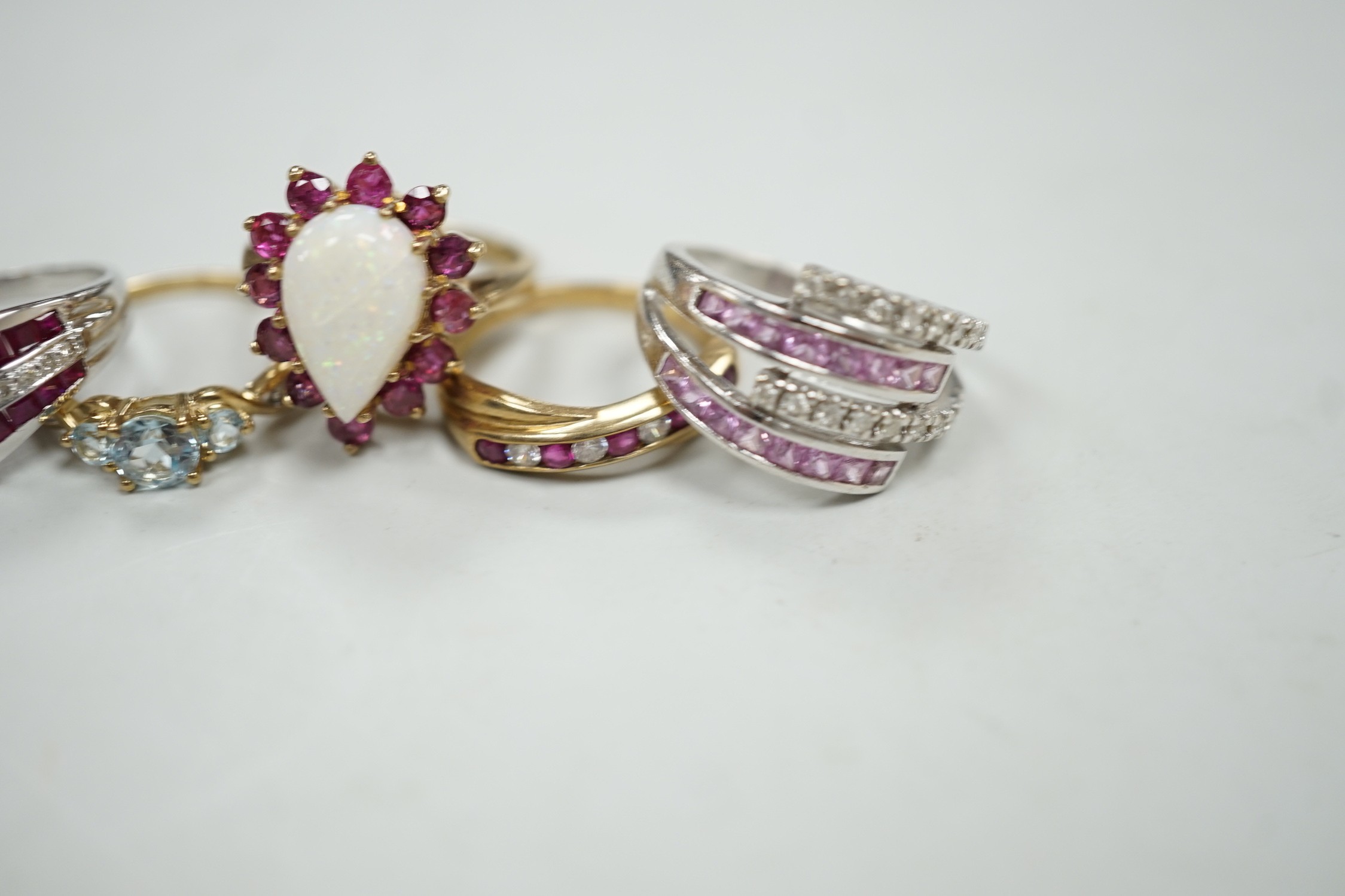 Five assorted modern 9ct gold and gem set dress rings, including ruby and diamond chip, gross weight - Image 4 of 7