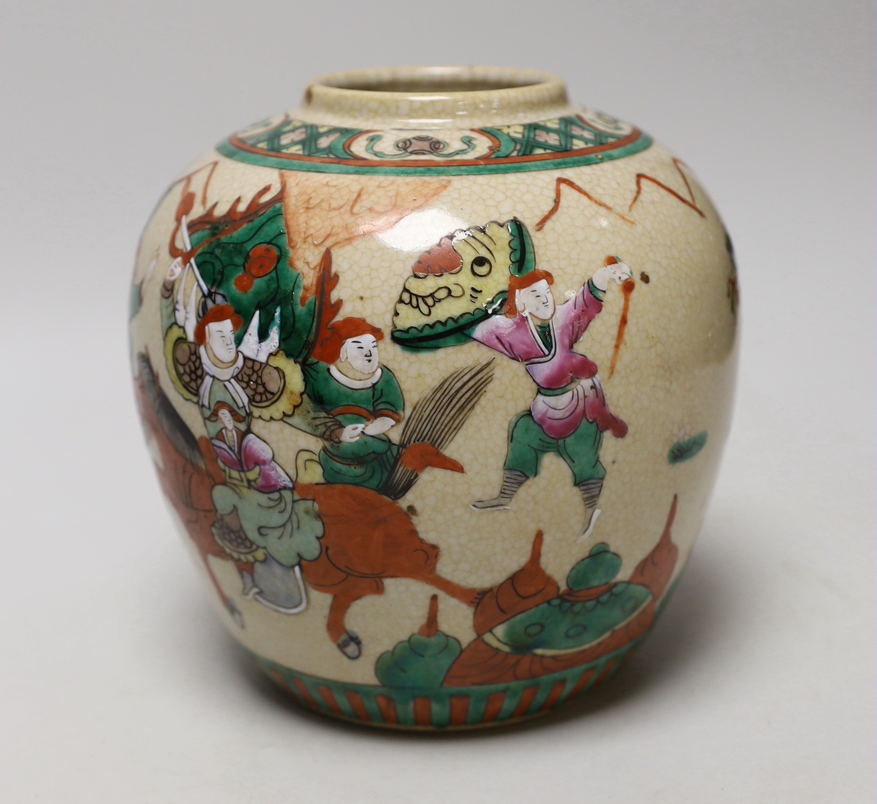 An early 20th century Chinese famille rose crackle glaze ginger jar, decorated with warrior - Image 4 of 6