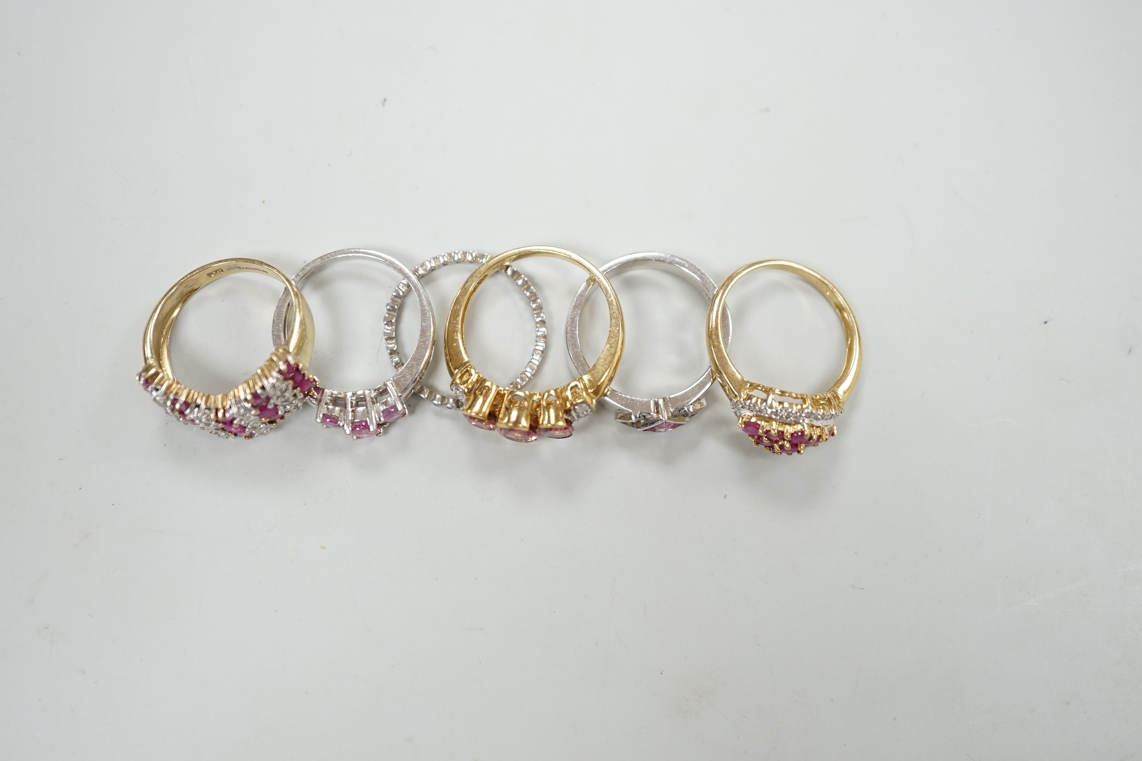 Five assorted modern 9ct gold and gem set dress rings, gross weight 16.7 grams and one other white - Image 2 of 7