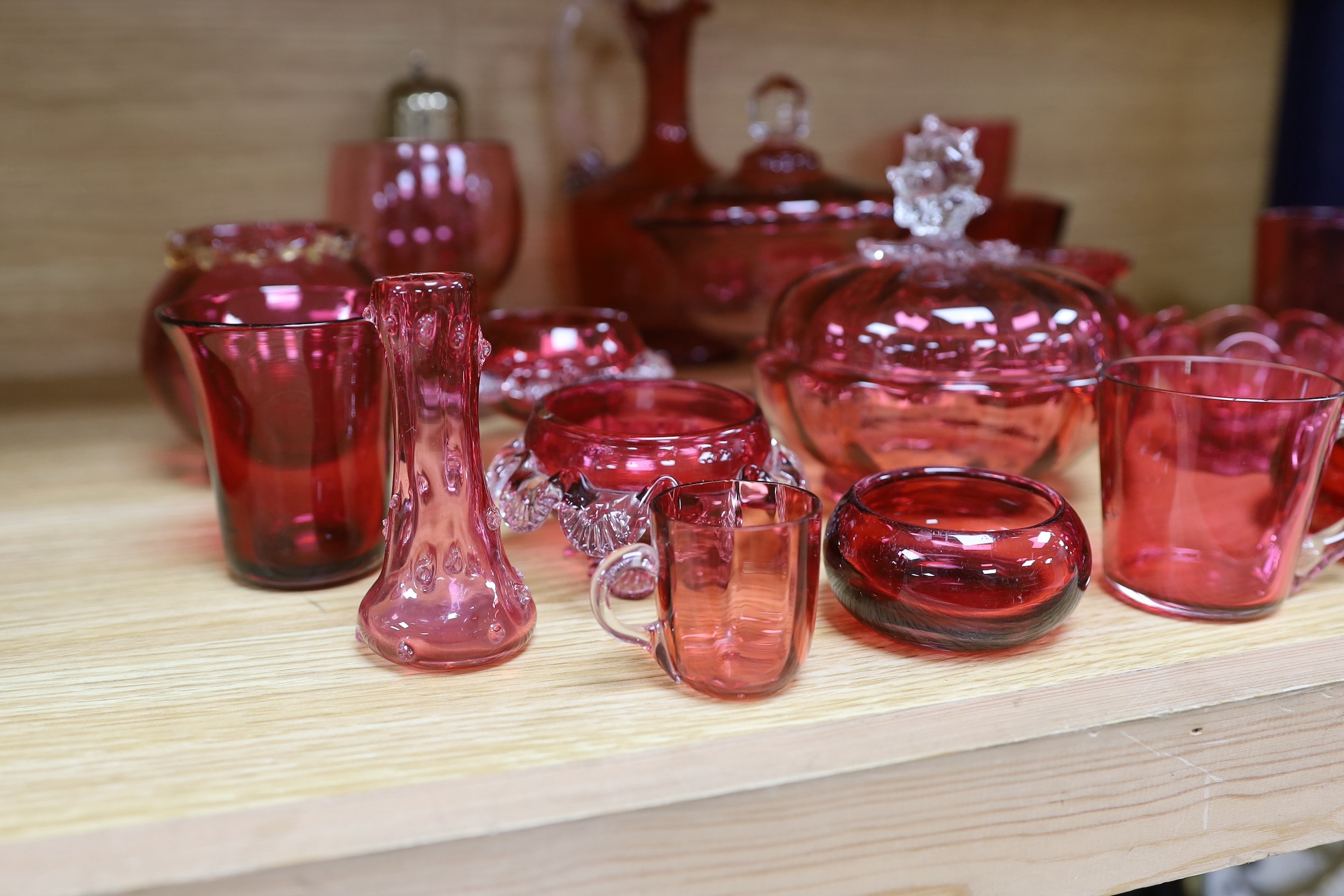 A collection of Cranberry glassware - Image 2 of 2