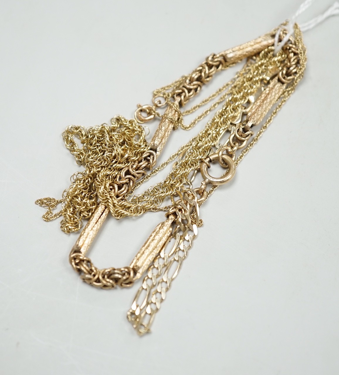 A 9ct gold necklace, 45cm, a 9k fine link necklace and two 9ct gold bracelets, 17 grams. - Image 2 of 2