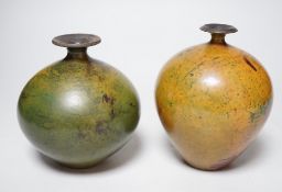 Andrew Hill, two studio pottery vases, tallest 14cm